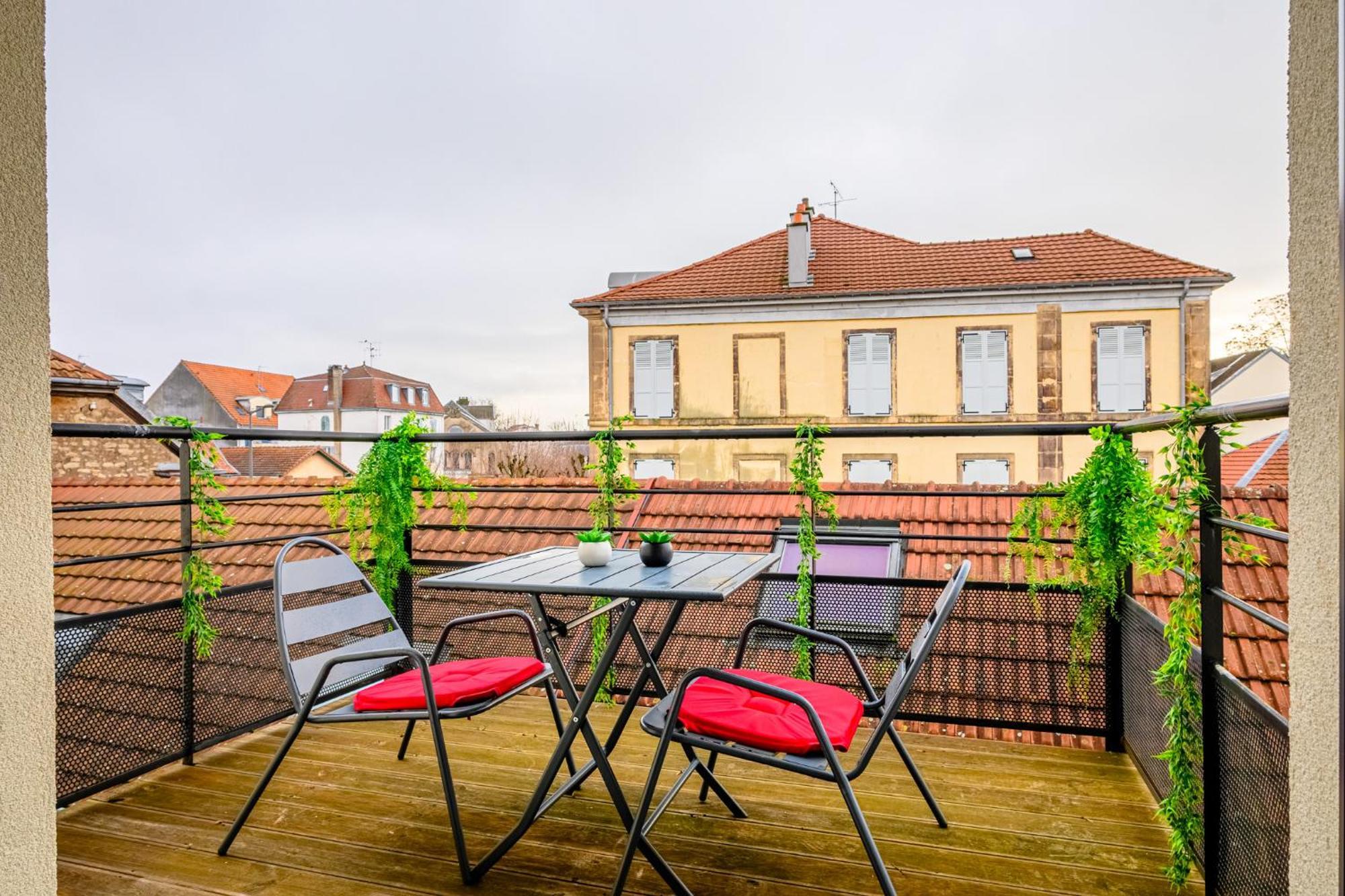 Apartamento Le Charles Montbéliard Exterior foto