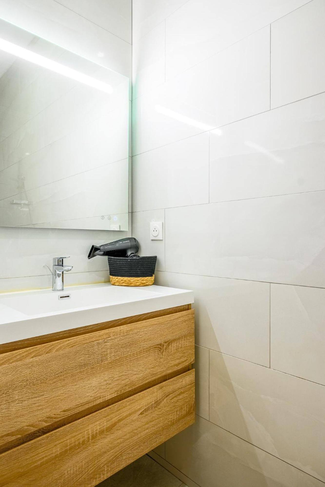Apartamento Le Charles Montbéliard Exterior foto