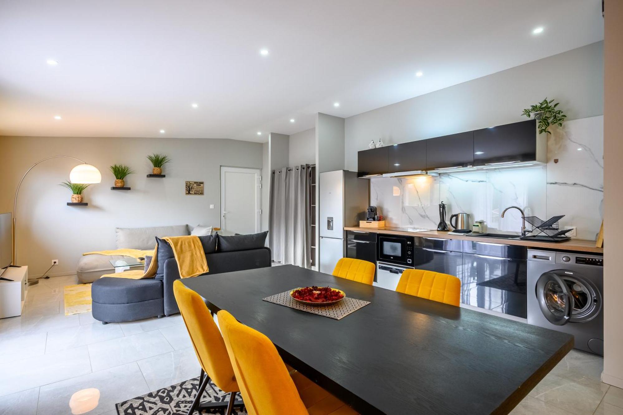 Apartamento Le Charles Montbéliard Exterior foto