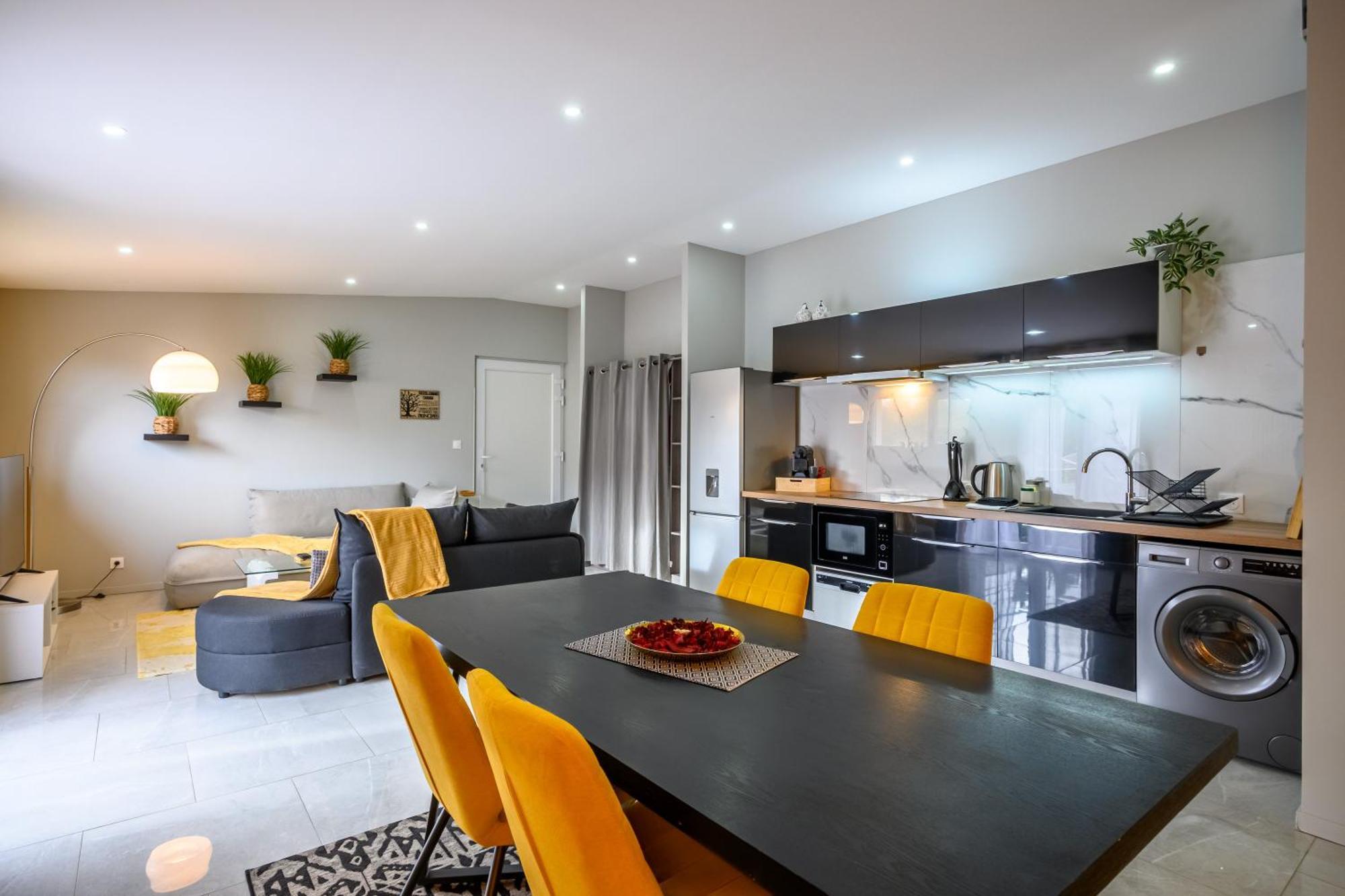 Apartamento Le Charles Montbéliard Exterior foto